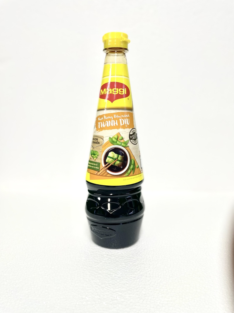 Maggi Soy Sauce light (Nước tương) 700ml - Bimben Grocery